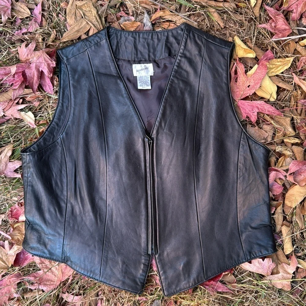 Vintage Black Leather Vest by Jaqueline Ferrar size medium / large
